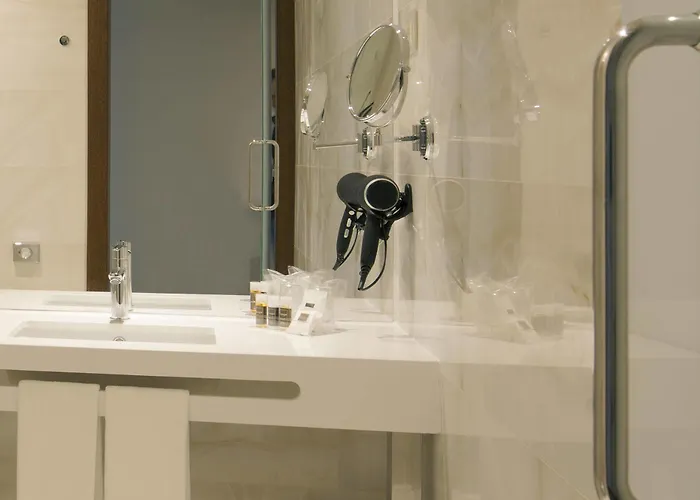 Turim Marques فندق